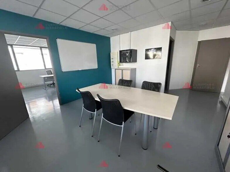 Bureau dans Dijon à louer - Photo de l’immeuble – Image 3 sur 4