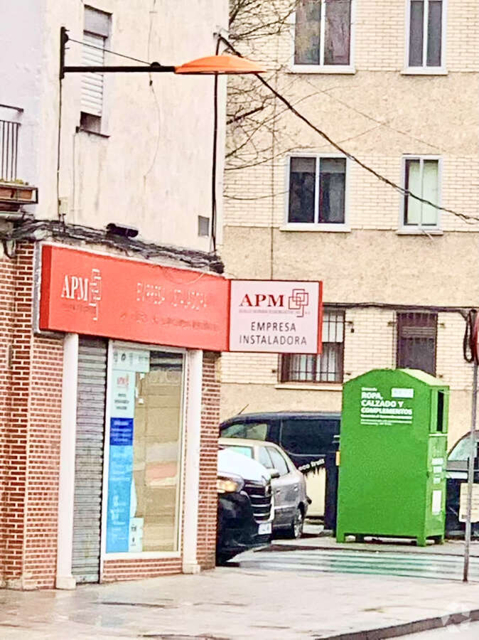 Local commercial dans Parla, Madrid à louer Photo intérieure– Image 1 sur 2