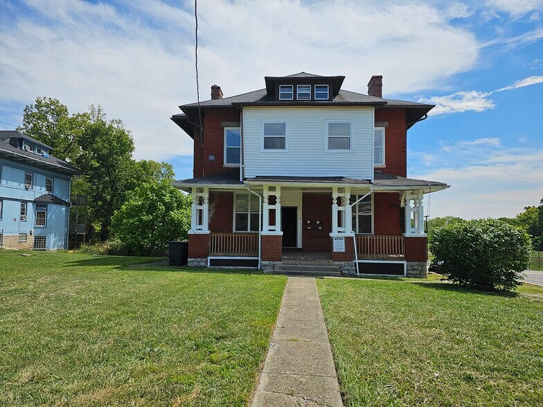 3636 Reading Rd, Cincinnati, OH à vendre - Photo principale – Image 1 sur 16