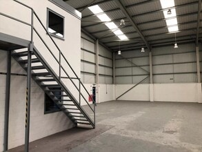 Tom Dando Clos, Normanton à louer Photo intérieure– Image 2 sur 2