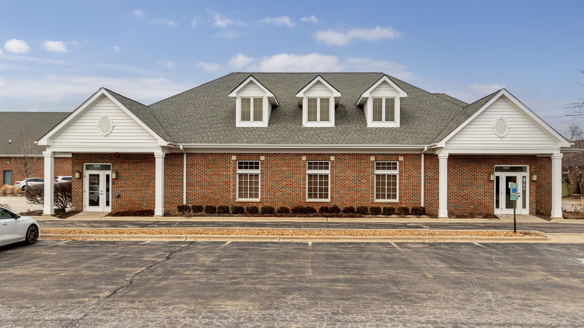 1303 Macom Dr, Naperville, IL à louer Photo principale– Image 1 sur 33