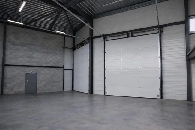 Plus de détails pour 20 Rue Gaspard-Gustave Coriolis, Plaisance-du-Touch - Bureau, Local d'activités à louer