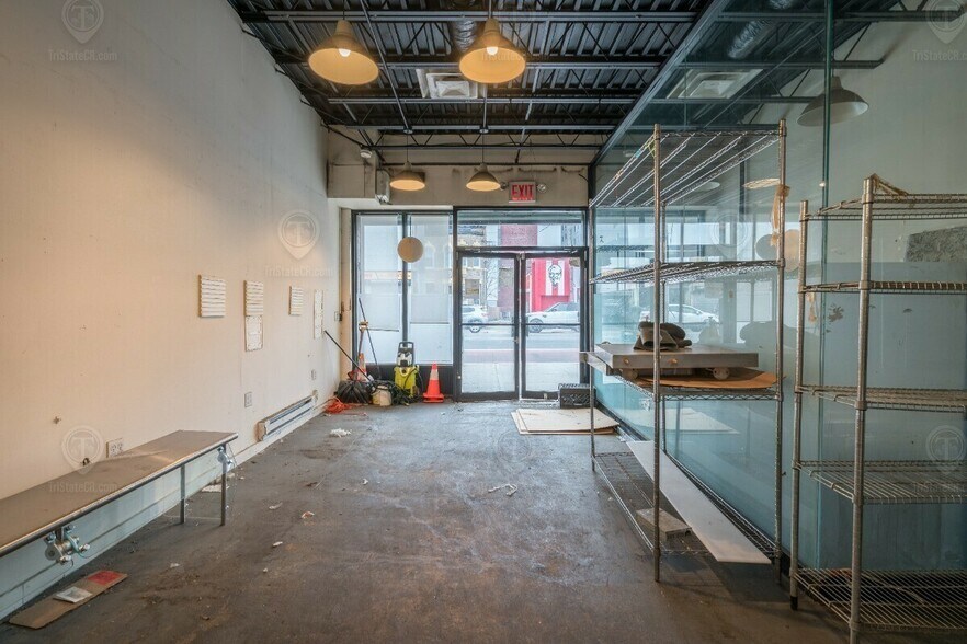 455-457 Utica Ave, Brooklyn, NY à vendre - Photo intérieure – Image 2 sur 10
