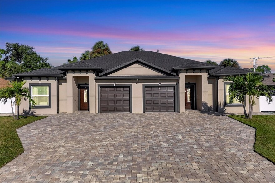 357 Boundary Blvd, Rotonda West, FL à vendre - Photo de l’immeuble – Image 1 sur 46