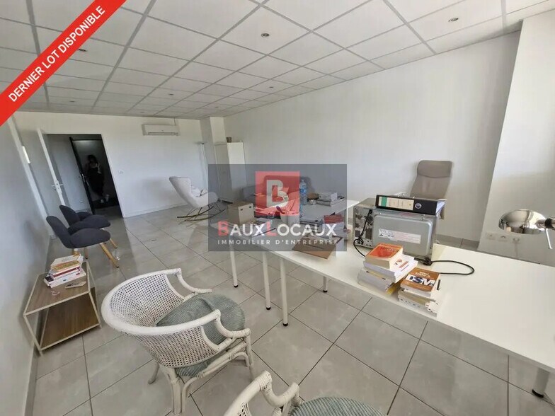 Local commercial dans Éguilles à louer - Photo de l’immeuble – Image 3 sur 10