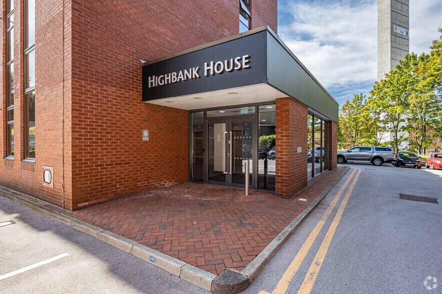 Exchange St, Stockport à louer - Photo de l’immeuble – Image 2 sur 30