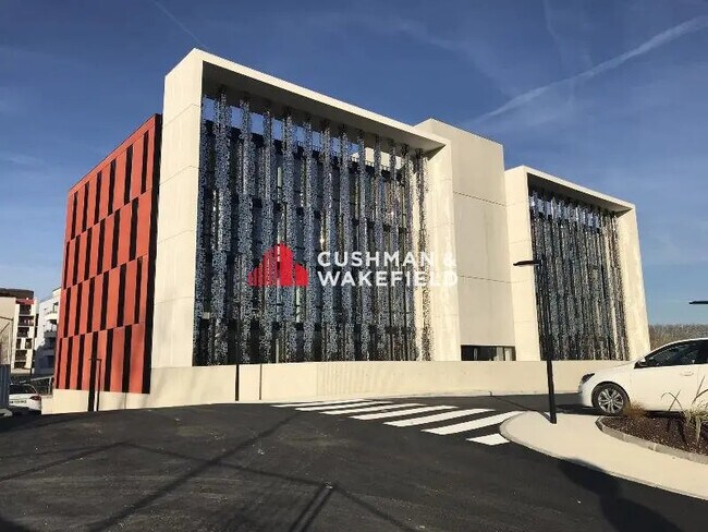 Plus de détails pour Bureau à louer