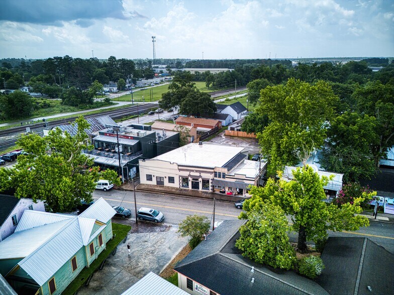 113 Midway St, Spring, TX à louer - Photo principale – Image 3 sur 31
