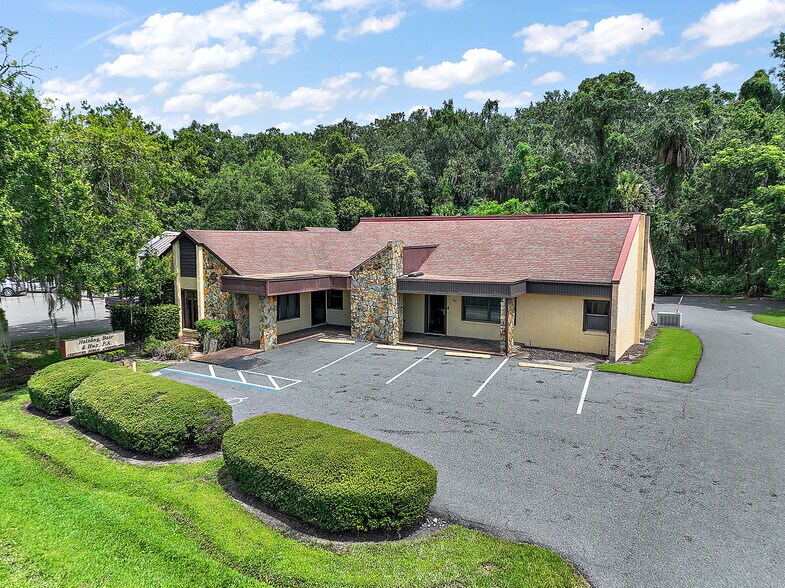400 Webster St, Leesburg, FL à louer - Photo principale – Image 1 sur 45