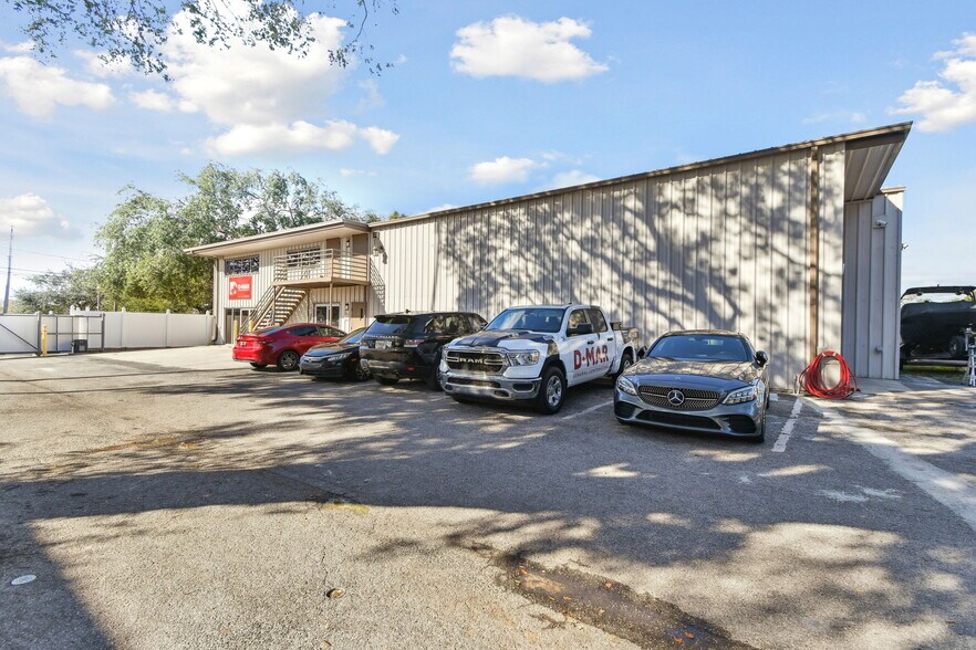 1453 S Martin Luther King Jr Ave, Clearwater, FL à louer - Photo de l’immeuble – Image 2 sur 8