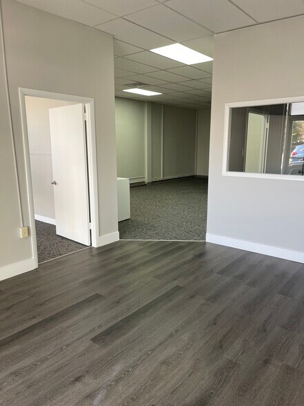 50 S Penn St, Hatboro, PA à louer - Photo de l’immeuble – Image 2 sur 12