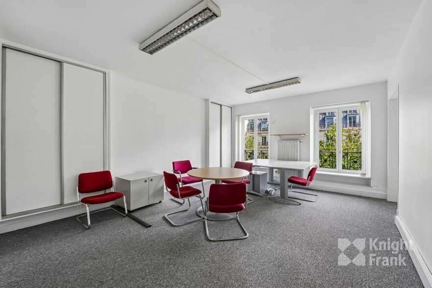 53 Rue Vivienne, Paris à louer - Photo de l’immeuble – Image 2 sur 9
