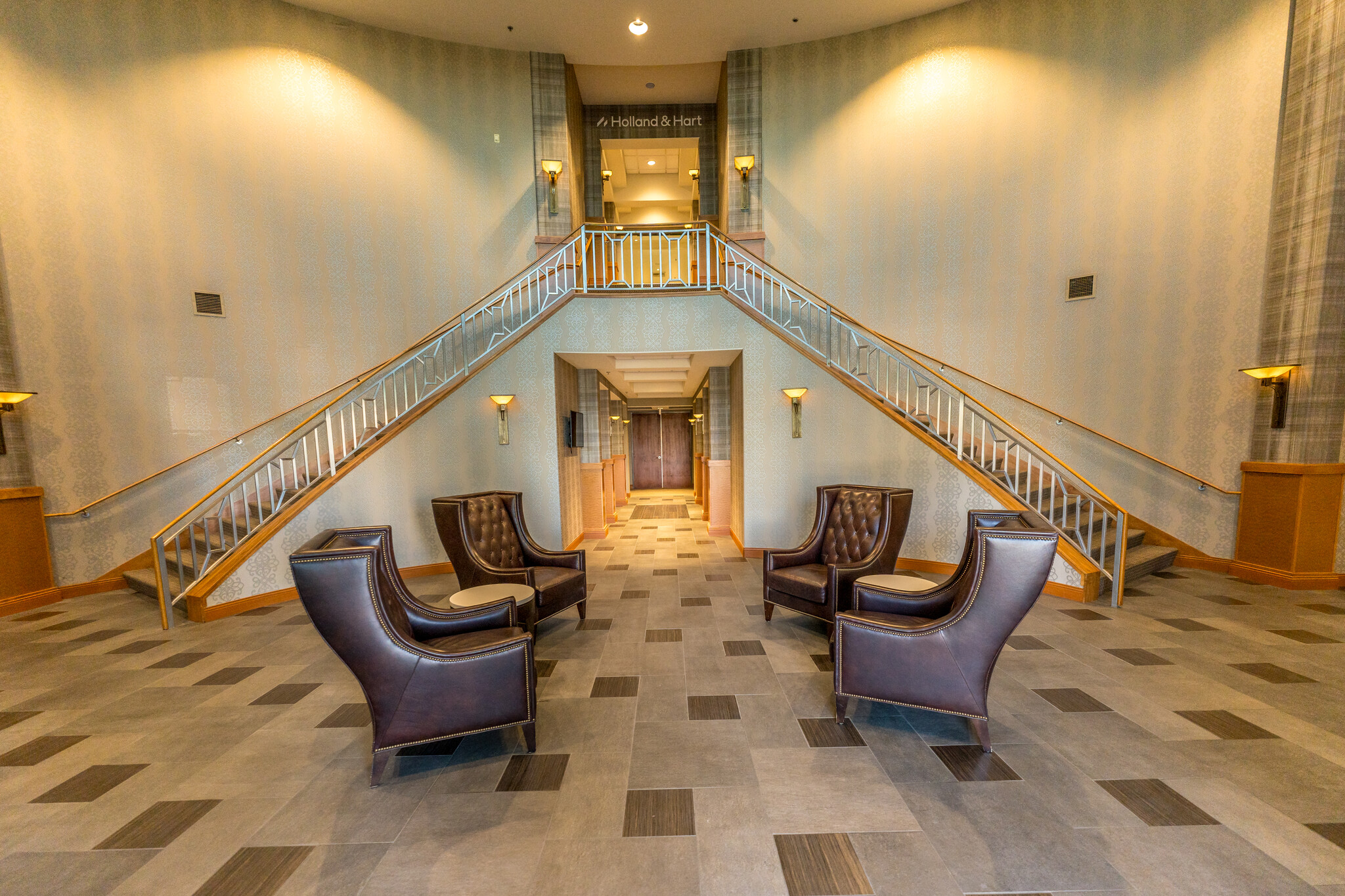 5441 Kietzke Ln, Reno, NV à louer Hall d’entrée– Image 1 sur 15