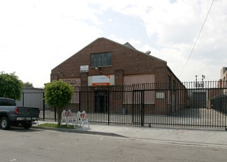 Plus de détails pour 6215 S Gramercy Pl, Los Angeles, CA - Industriel/Logistique à louer