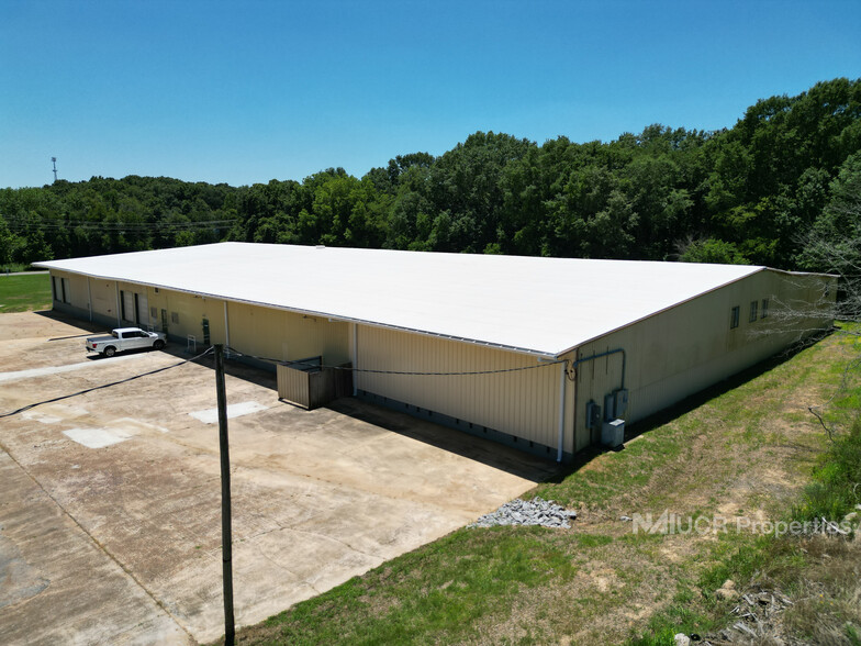 405 Commerce Park Ave, Canton, MS à louer - Photo de l’immeuble – Image 2 sur 17
