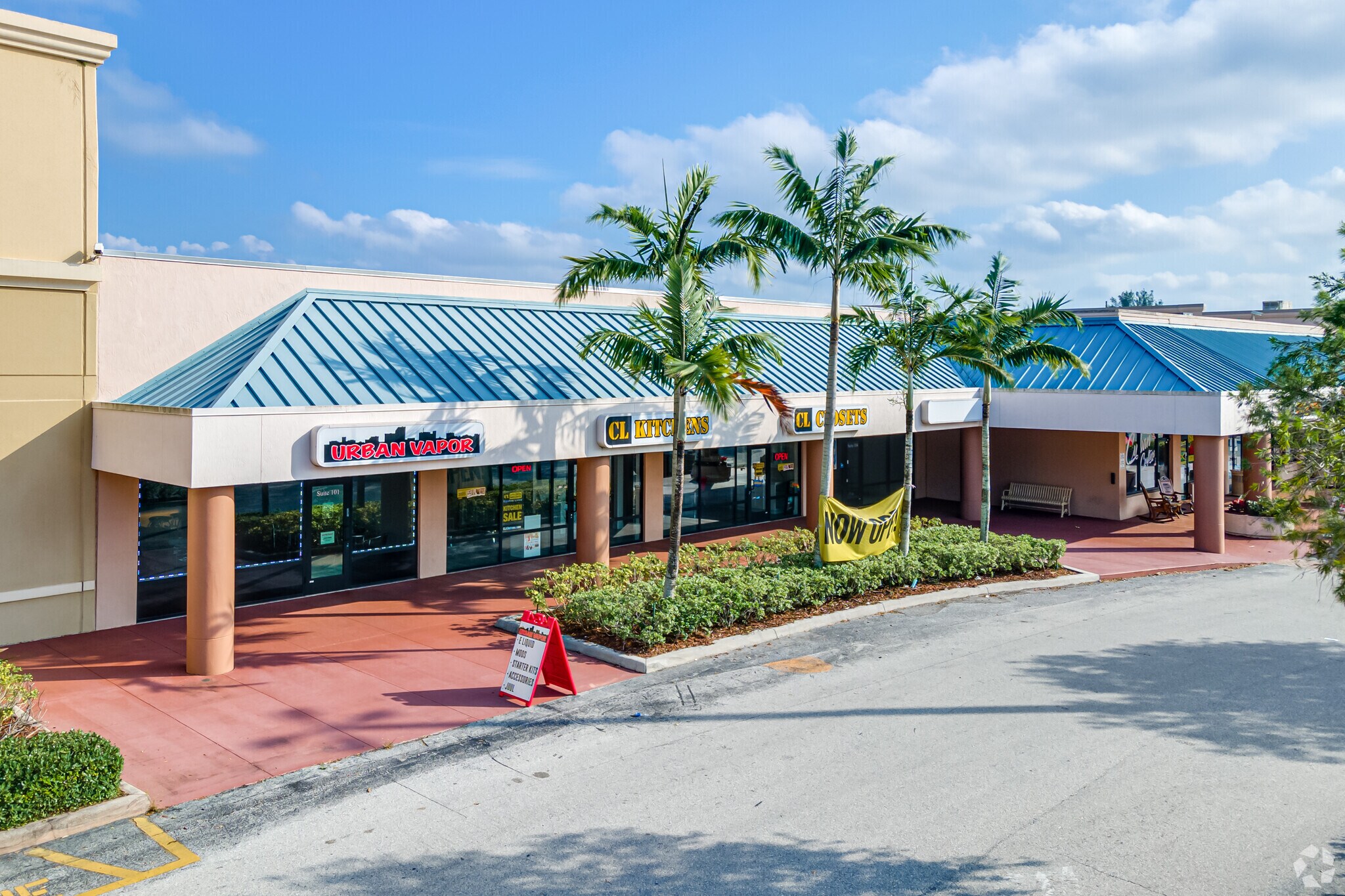 Sr 7, Royal Palm Beach, FL à louer Photo de l’immeuble– Image 1 sur 9