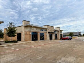 5325 McPherson Blvd, Fort Worth, TX à louer Photo de l’immeuble– Image 2 sur 9
