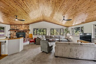 Plus de détails pour 11744 Galice Rd, Merlin, OR - Hôtellerie à vendre