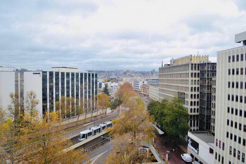 Bureau dans Rouen à louer - Photo de l’immeuble – Image 3 sur 3