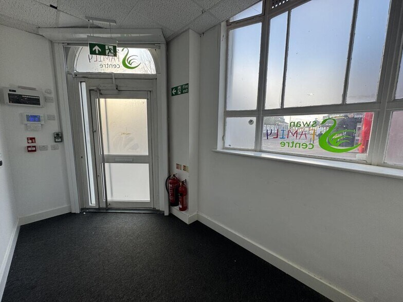 1050-1052B London Rd, Thornton Heath à louer - Photo de l’immeuble – Image 2 sur 8
