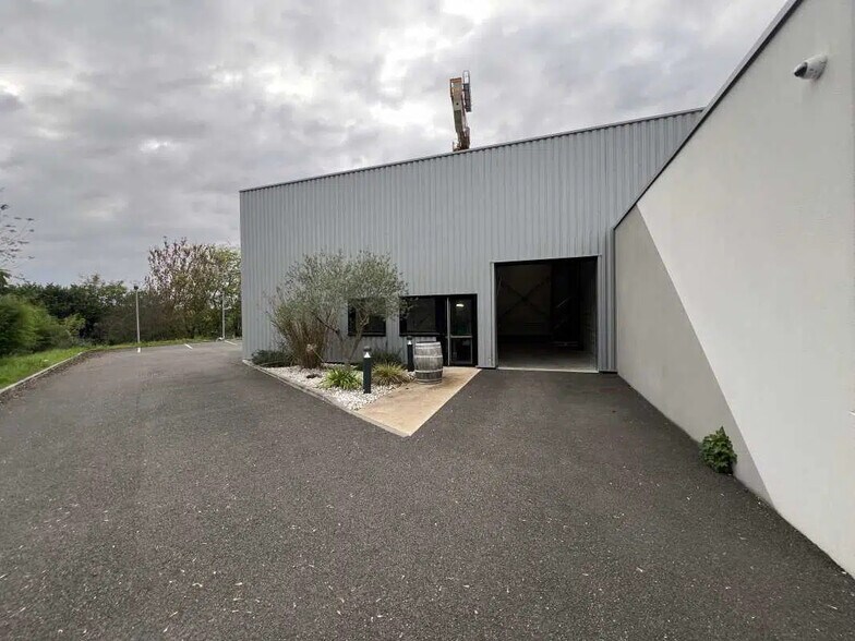 12 Avenue Du Périgord, Tresses à louer - Photo de l’immeuble – Image 2 sur 12