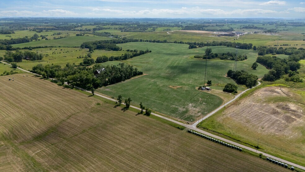 IWV Rd, Iowa City, IA à vendre - Aérien – Image 1 sur 35