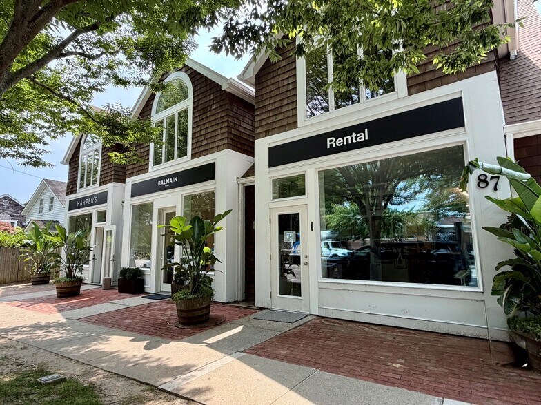 87 Newtown Ln, East Hampton, NY à louer - Photo de l’immeuble – Image 1 sur 5