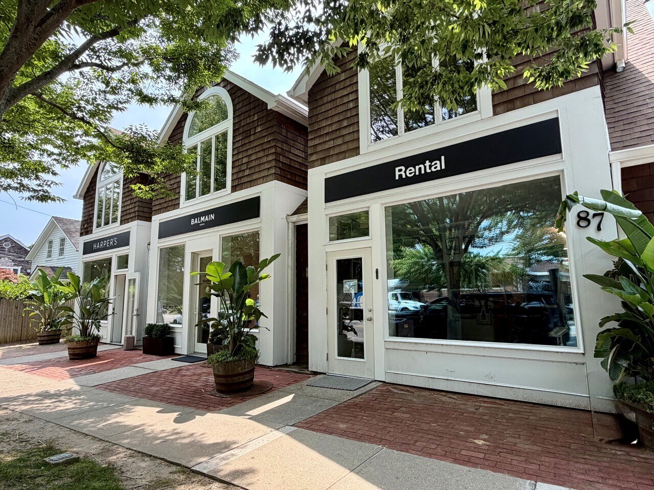 87 Newtown Ln, East Hampton, NY à louer Photo de l’immeuble– Image 1 sur 6