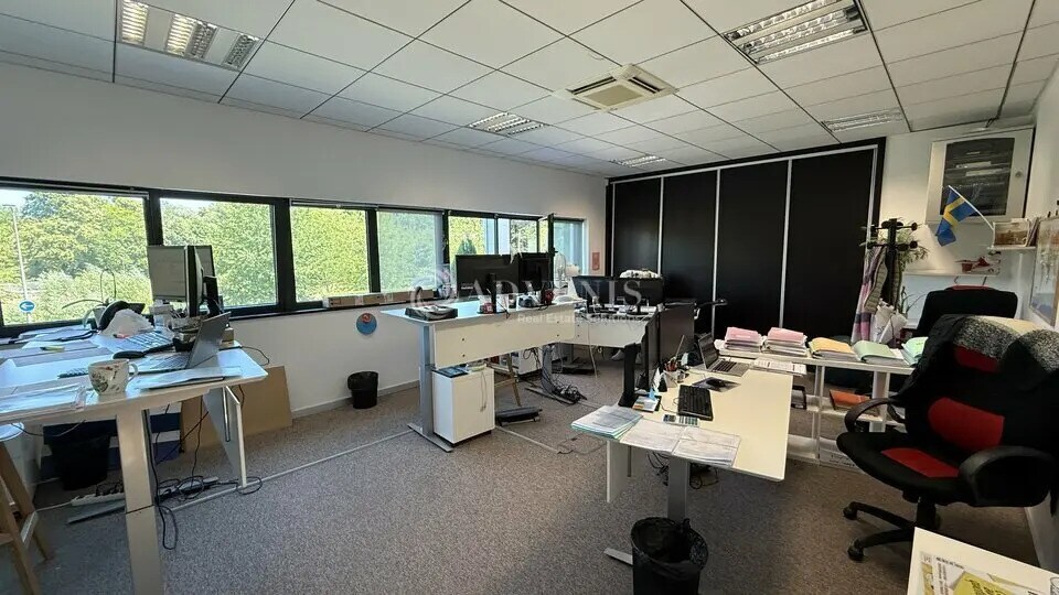 Bureau dans Bussy-Saint-Martin à louer - Photo intérieure – Image 2 sur 6