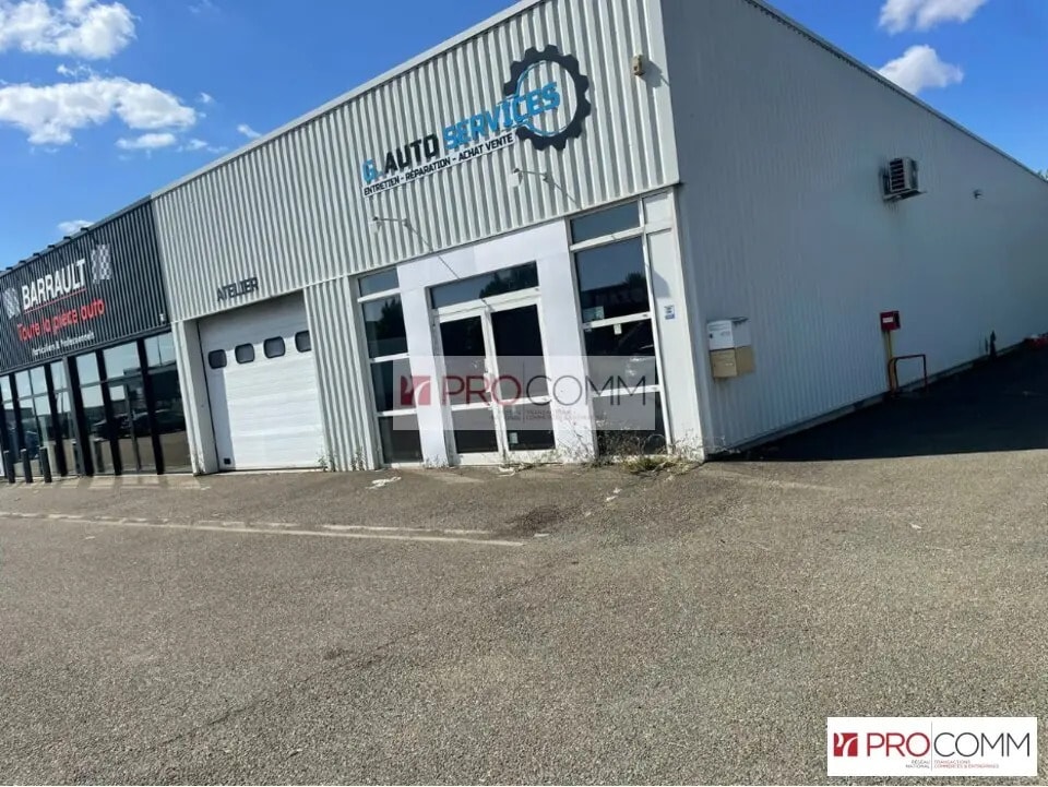 Local d’activités dans Chartres à louer Photo de l’immeuble– Image 1 sur 11