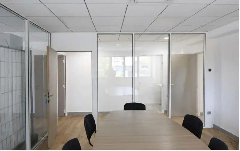 Local d’activités dans Bagnolet à louer Photo intérieure– Image 1 sur 5