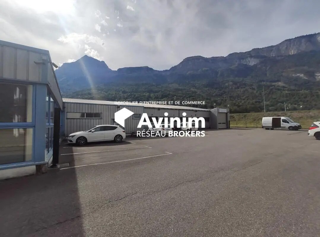 Industriel/Logistique dans Magland à louer Photo principale– Image 1 sur 4