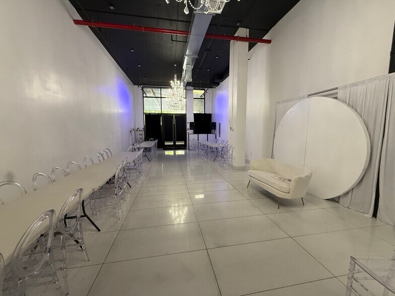 1399 Myrtle Ave, Brooklyn, NY à louer - Photo de l’immeuble – Image 3 sur 13