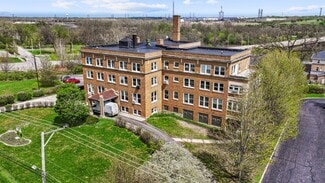 Plus de détails pour 1329 N Lake St, Aurora, IL - Spécialisé à vendre