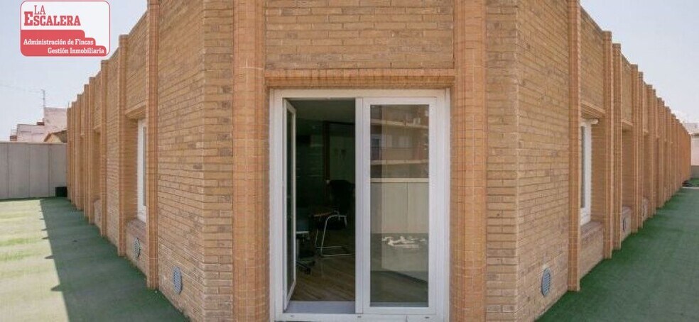 View Photo