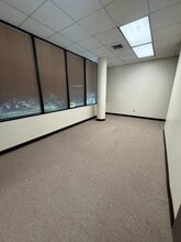 8121 Broadway St, Houston, TX à louer Photo intérieure– Image 1 sur 8