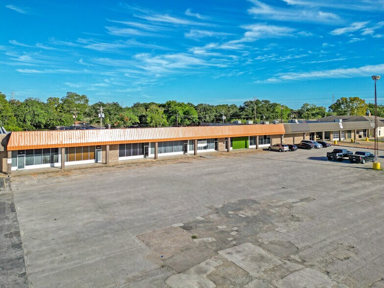 1017 Bayou Rd, La Marque, TX à vendre - Photo de l’immeuble – Image 3 sur 34