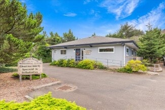 Plus de détails pour 3784 SE High School Dr, Lincoln City, OR - Bureau à vendre