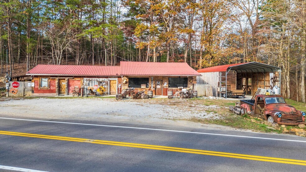 11882 New Highway 68, Tellico Plains, TN à vendre - Photo de l’immeuble – Image 2 sur 41