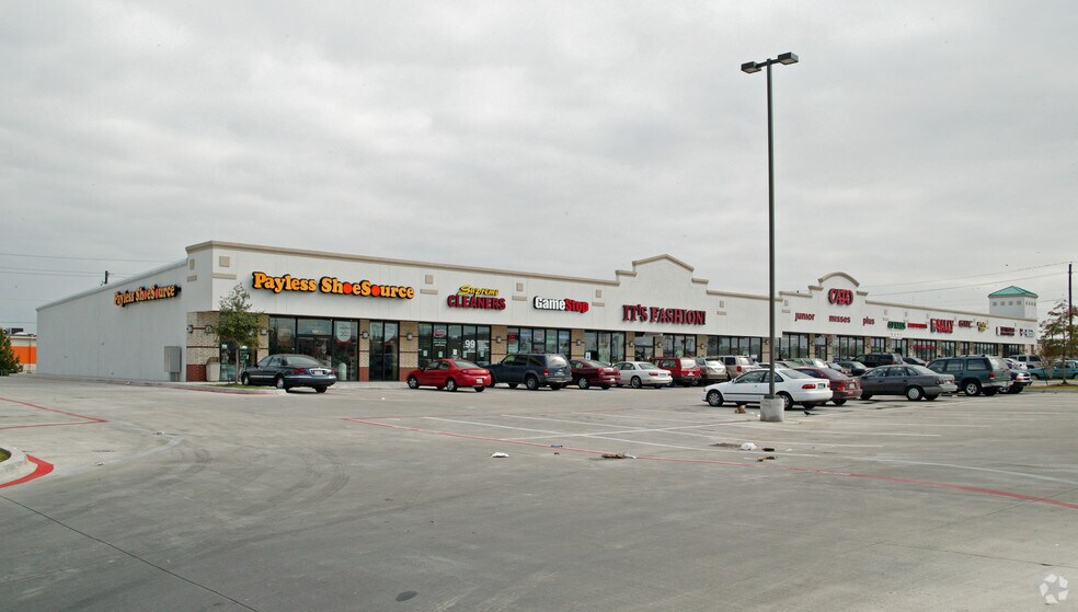3207 Kirnwood Dr, Dallas, TX à vendre - Photo de l’immeuble – Image 3 sur 5