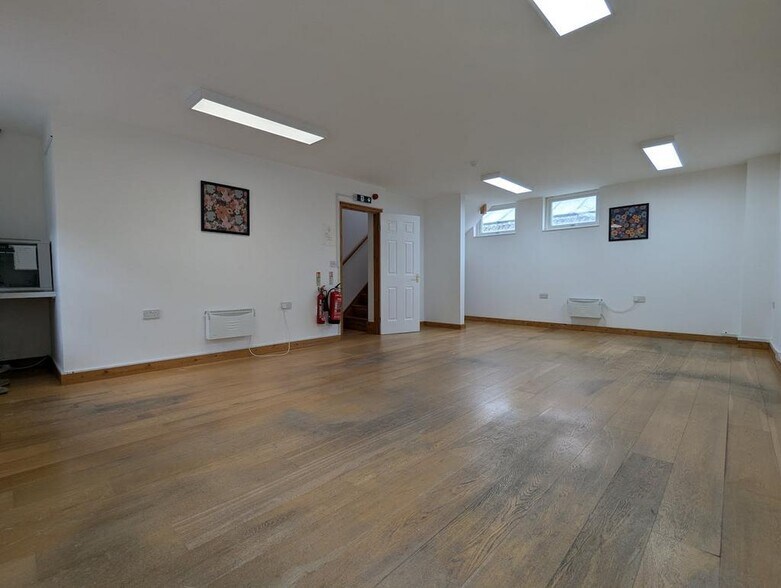 36 Vine St, Brighton à vendre - Photo intérieure – Image 1 sur 1