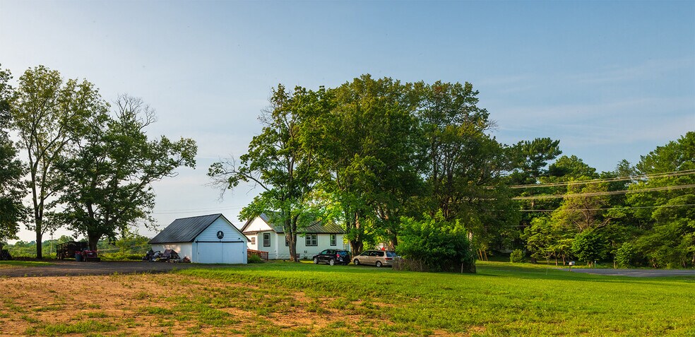 16940 Hillsboro Rd, Purcellville, VA à vendre - Photo de l’immeuble – Image 3 sur 8