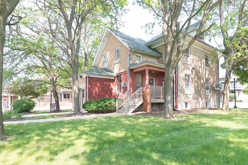 11 E Schaumburg Rd, Schaumburg, IL à vendre Photo principale– Image 1 sur 3