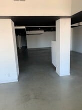 140 W Via Lola, Palm Springs, CA à louer Photo intérieure– Image 1 sur 4