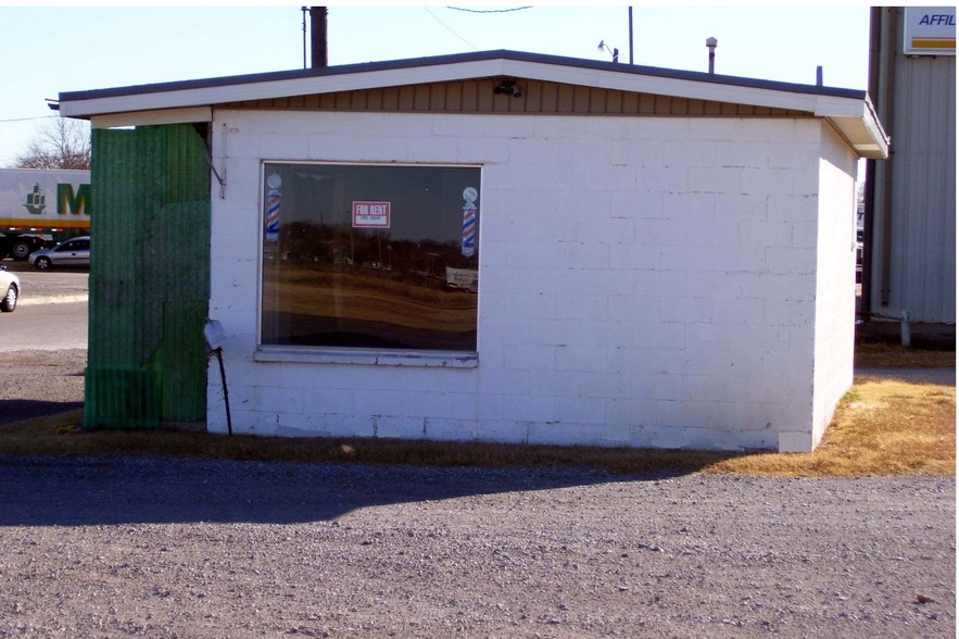 2102 SW Lee Blvd, Lawton, OK à vendre - Photo de l’immeuble – Image 2 sur 6