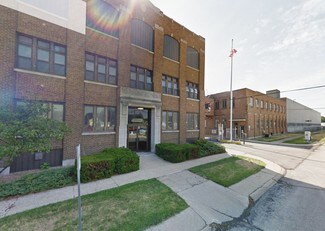 Plus de détails pour 2136 12th St, Rockford, IL - Industriel/Logistique à vendre