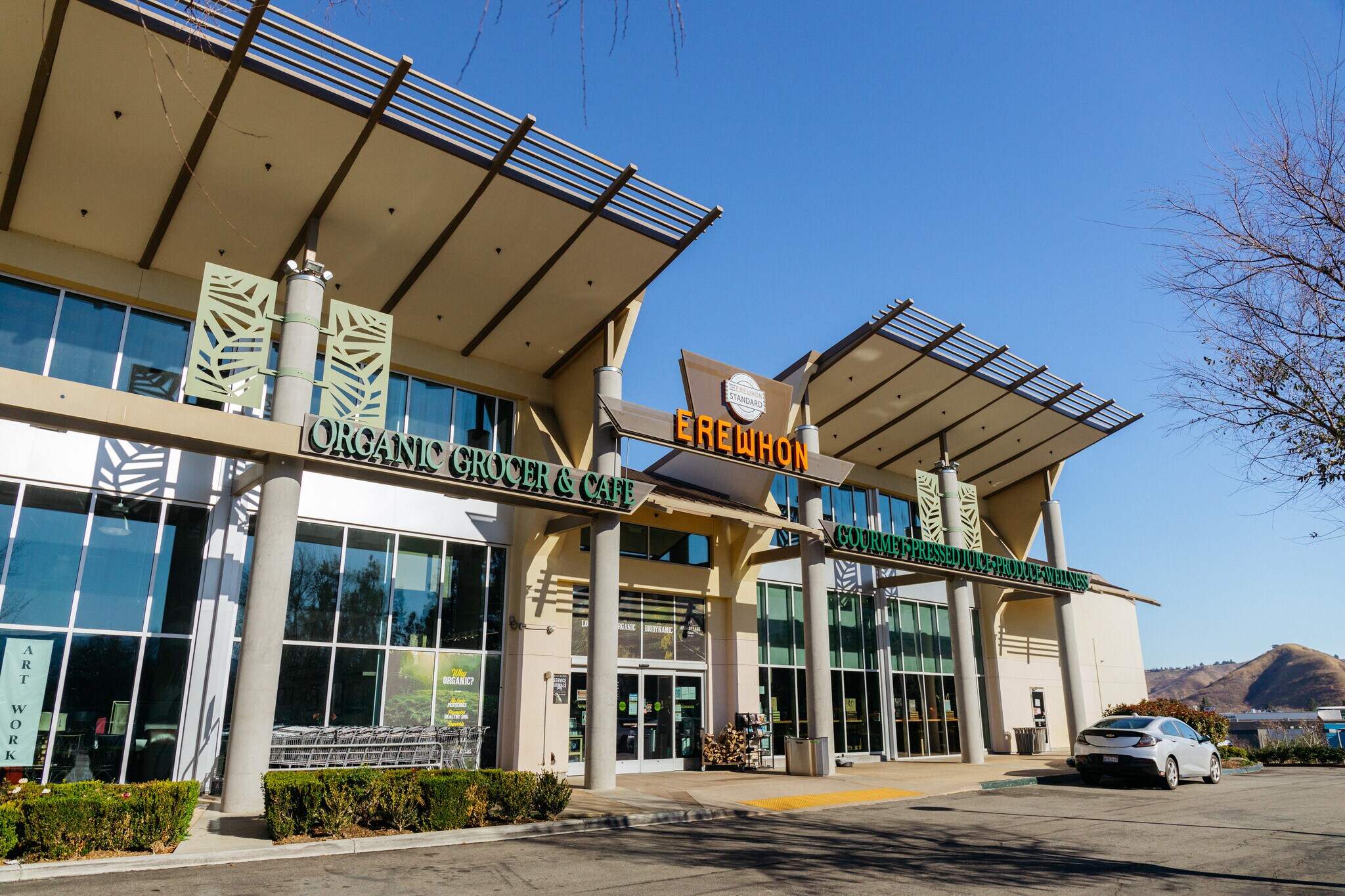 26767 Agoura Rd, Calabasas, CA à louer Photo principale– Image 1 sur 14