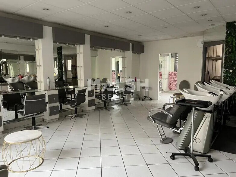 Local commercial dans Lyon à vendre - Photo intérieure – Image 2 sur 5