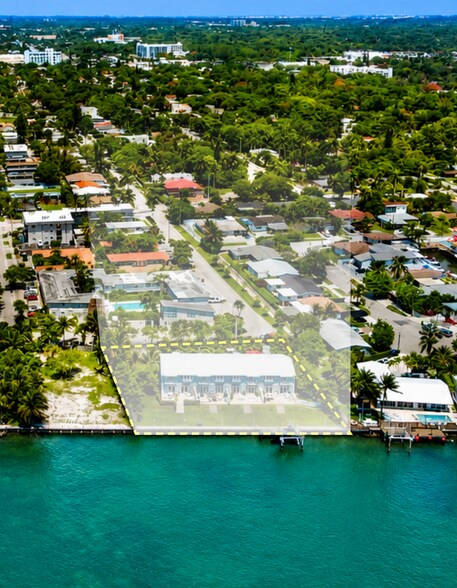 8041 NE Bayshore Ct, Miami, FL à vendre - Photo de l’immeuble – Image 3 sur 12
