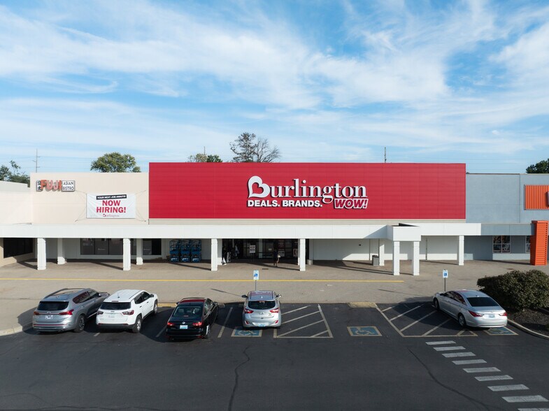 6801 Dixie Hwy, Louisville, KY à louer - Photo de l’immeuble – Image 3 sur 10